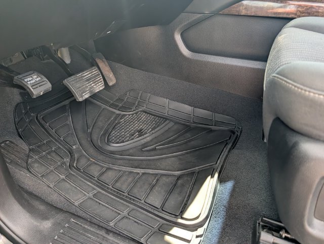 Used 2019 Chevrolet Tahoe LS w/ Max Trailering Package AWD/4WD image 13