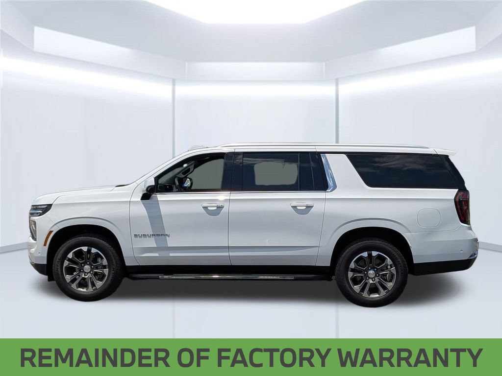 Used 2026 Chevrolet Suburban LS RWD image 2