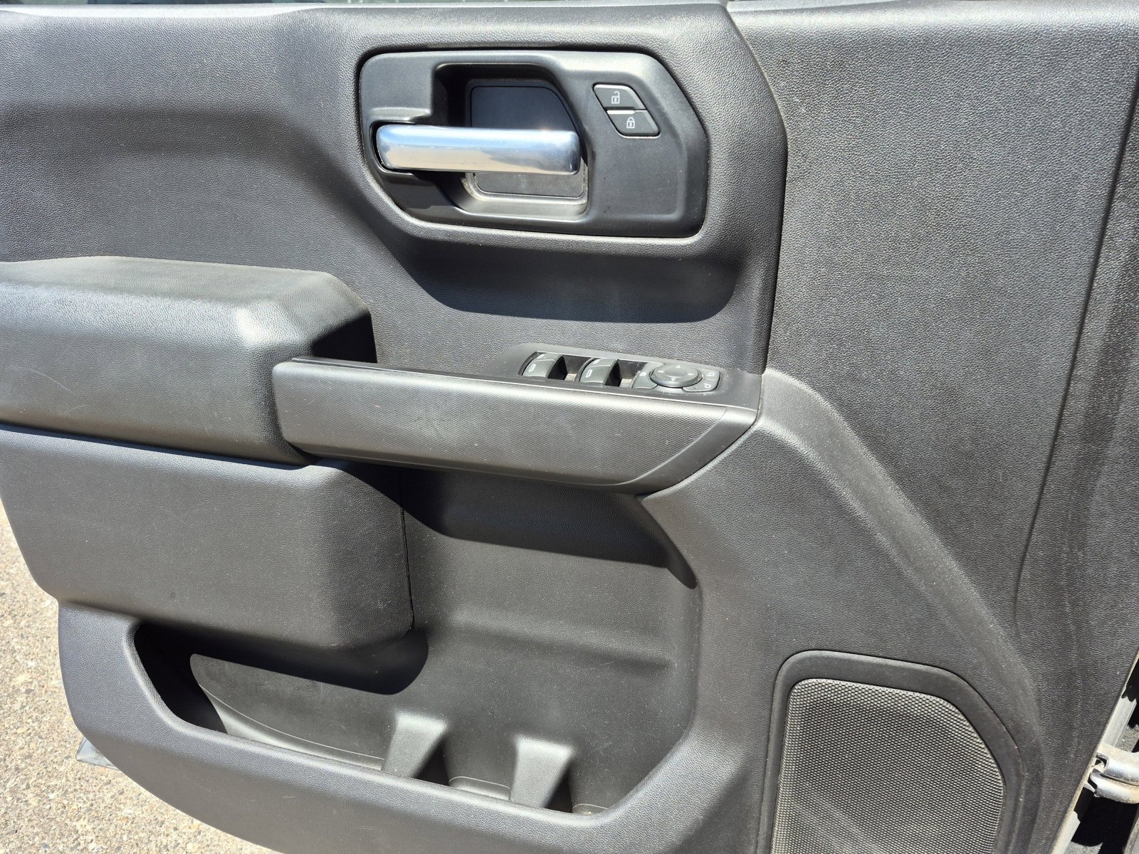 Used 2020 GMC Sierra 1500 4x4 Crew Cab w/ Sierra Value Package image 14