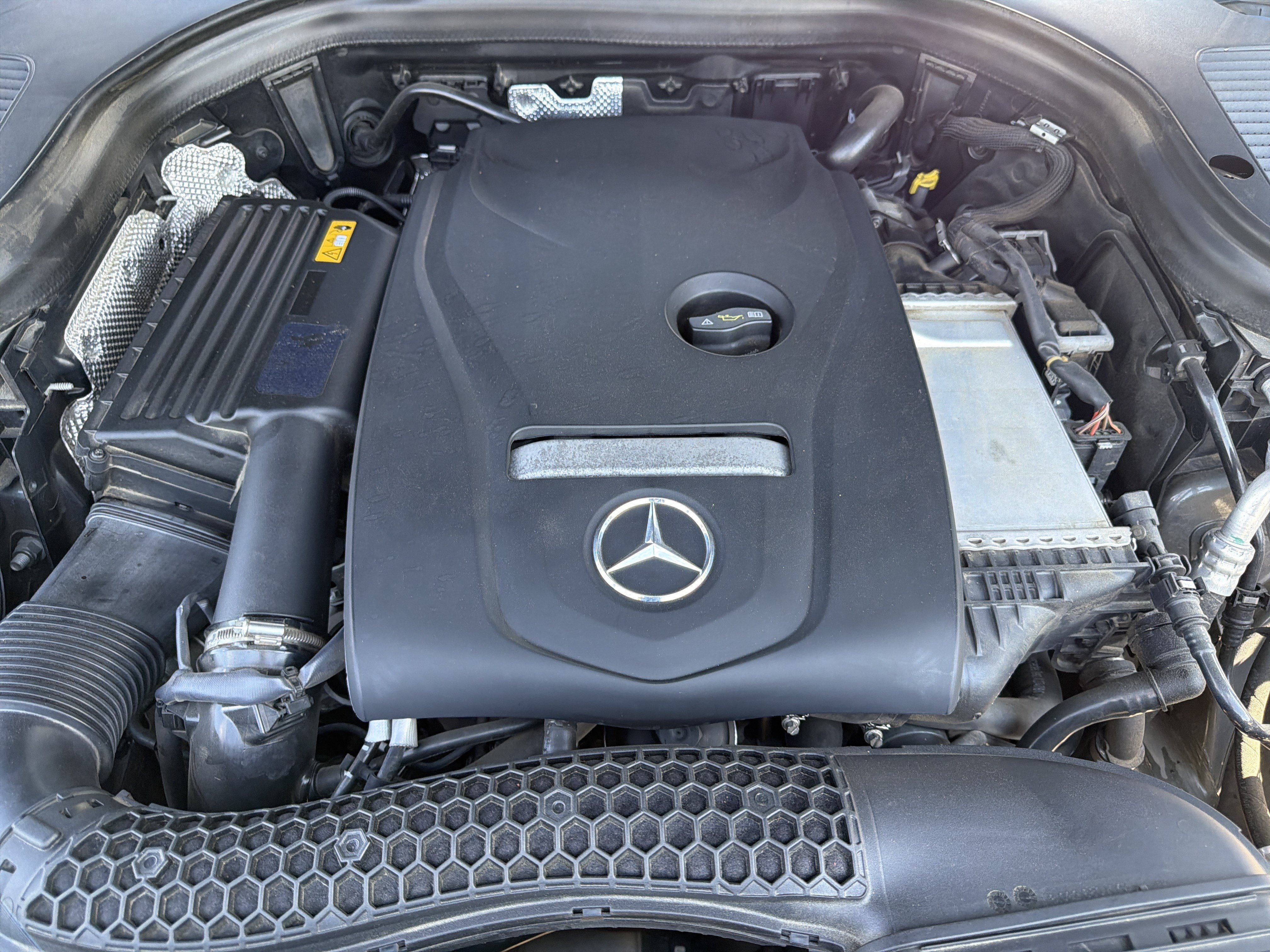 Used 2018 Mercedes-Benz GLC 300 4MATIC image 36