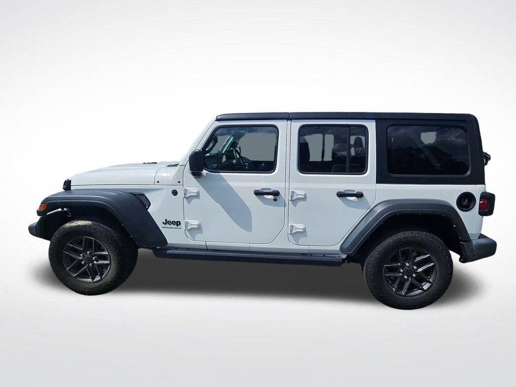 Used 2024 Jeep Wrangler Unlimited Sport w/ Convenience Group AWD/4WD image 5