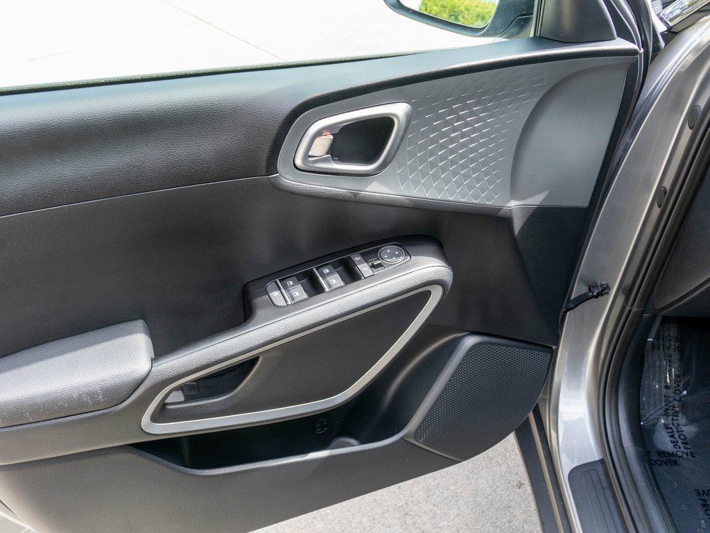 New 2025 Kia Soul S image 12