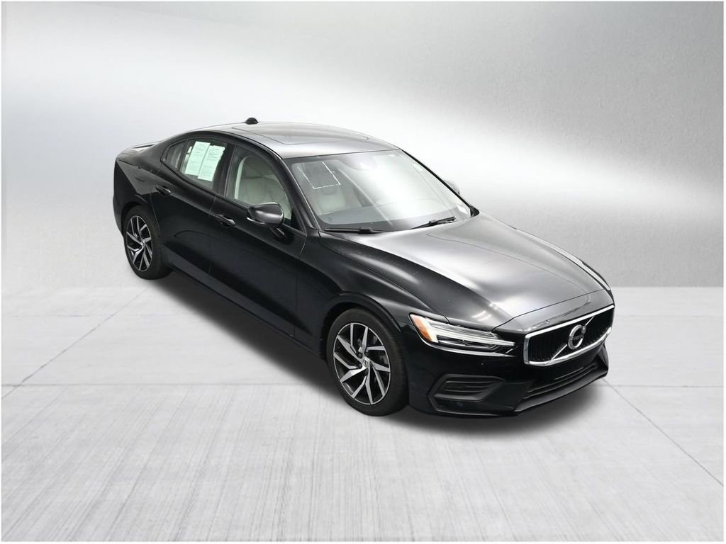 Used 2019 Volvo S60 T5 Momentum w/ Premium Package FWD image 21