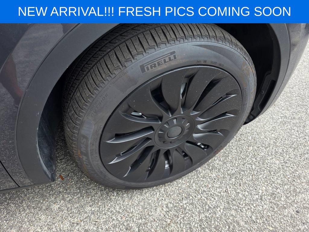 Used 2023 Tesla Model Y Long Range AWD/4WD image 6