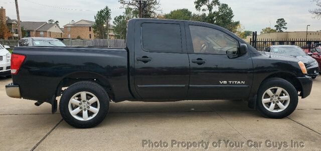 Used 2010 Nissan Titan SE RWD image 13