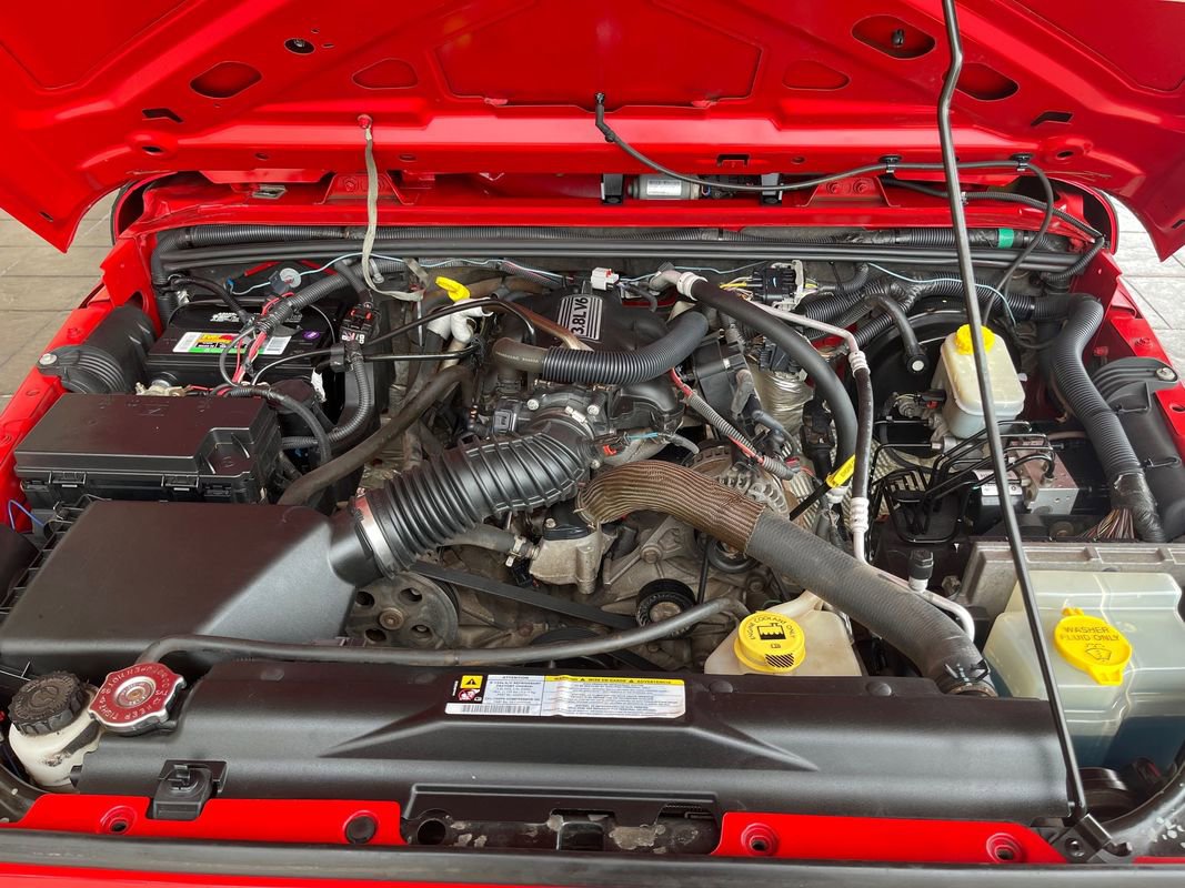 Used 2010 Jeep Wrangler Unlimited Sport image 23