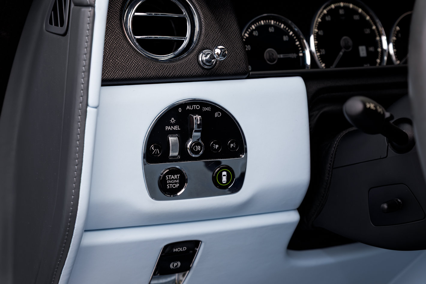 Certified 2019 Rolls-Royce Cullinan AWD/4WD image 21