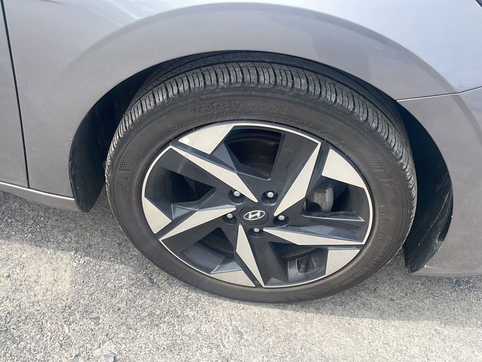Used 2023 Hyundai Elantra SEL w/ Convenience Package FWD image 22
