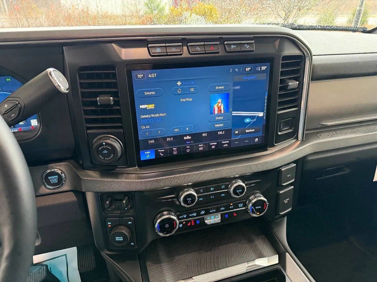 Used 2024 Ford F450 Platinum w/ FX4 Off-Road Package image 17