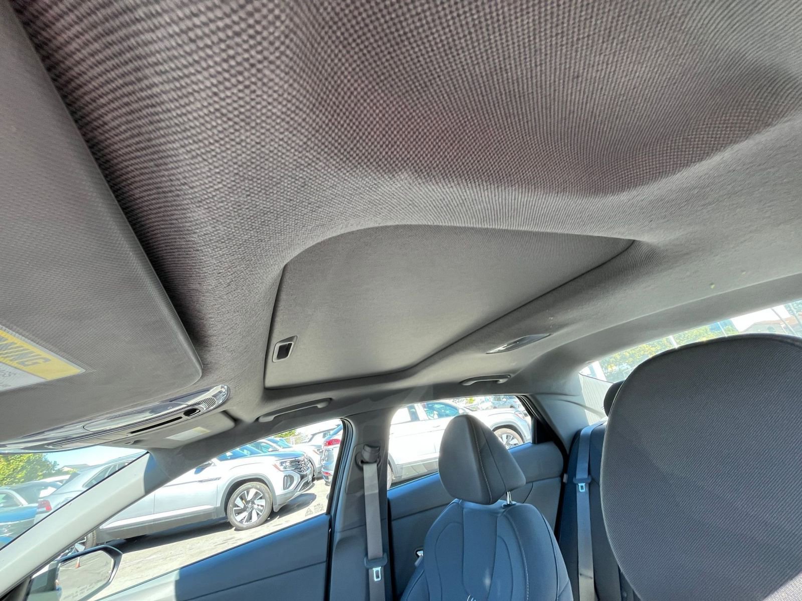 Used 2025 Hyundai Elantra SEL image 31