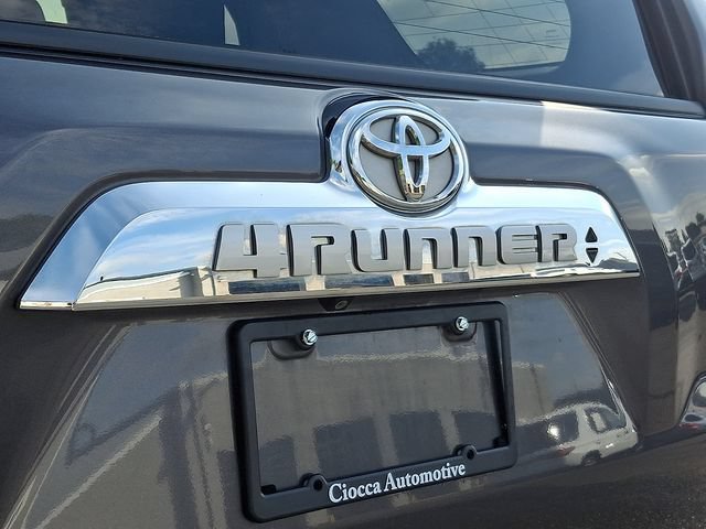 Used 2014 Toyota 4Runner Limited AWD/4WD image 32