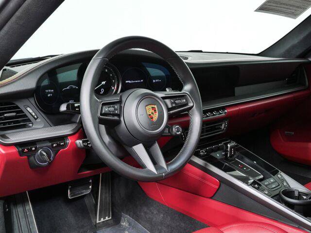 Used 2021 Porsche 911 Carrera S RWD image 4