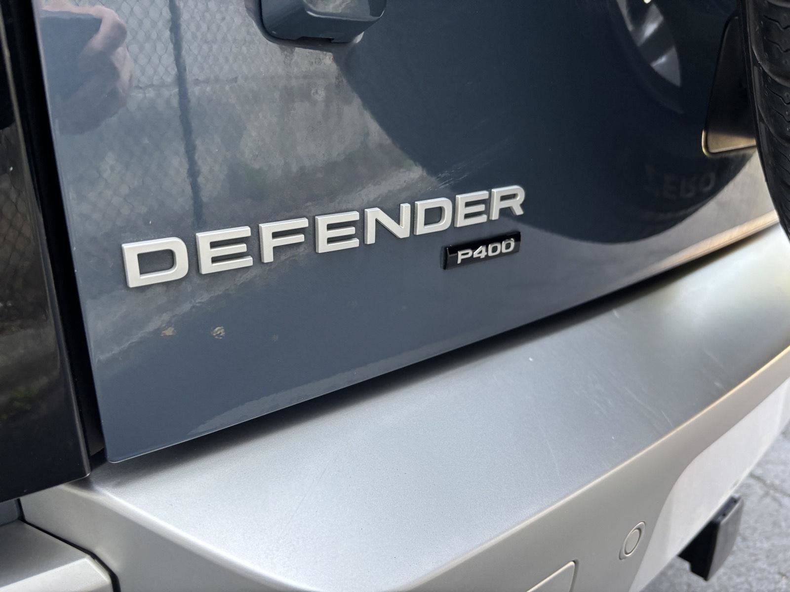 Used 2023 Land Rover Defender 110 SE AWD/4WD image 5