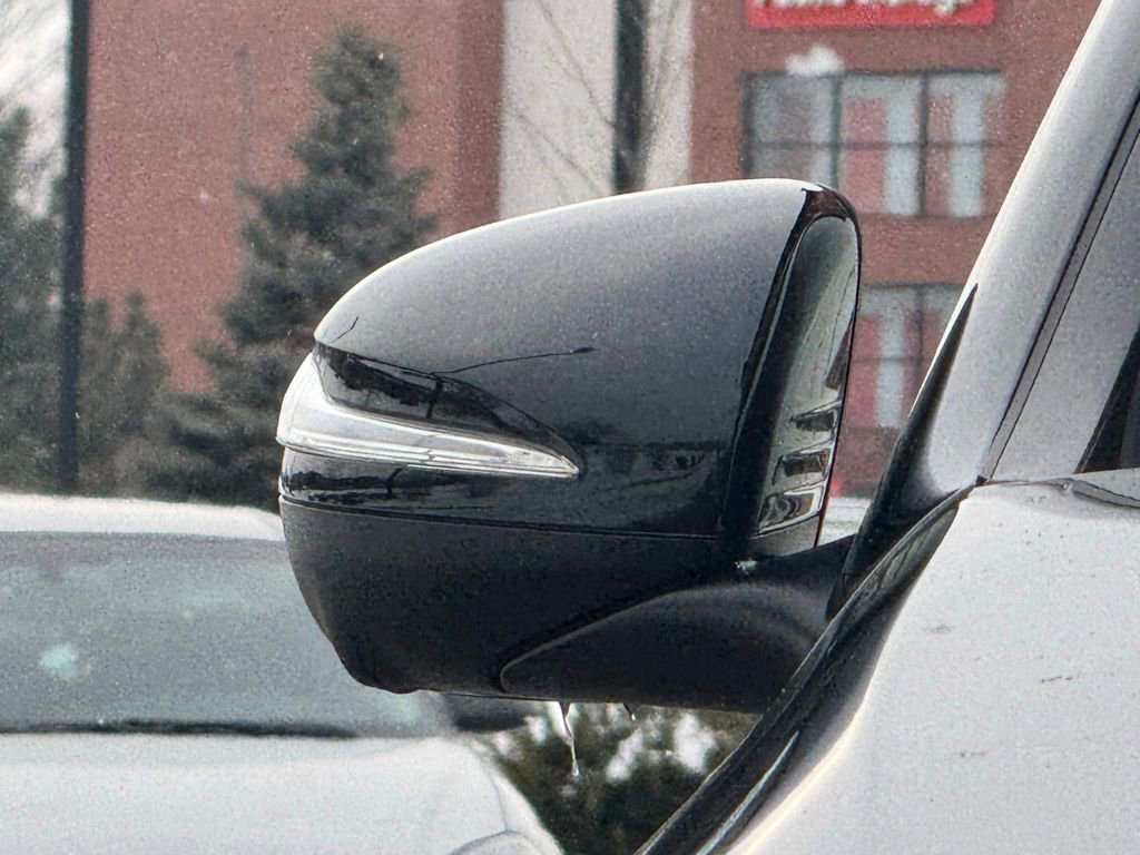 Used 2022 Mercedes-Benz GLE 350 4MATIC w/ Premium Package image 10