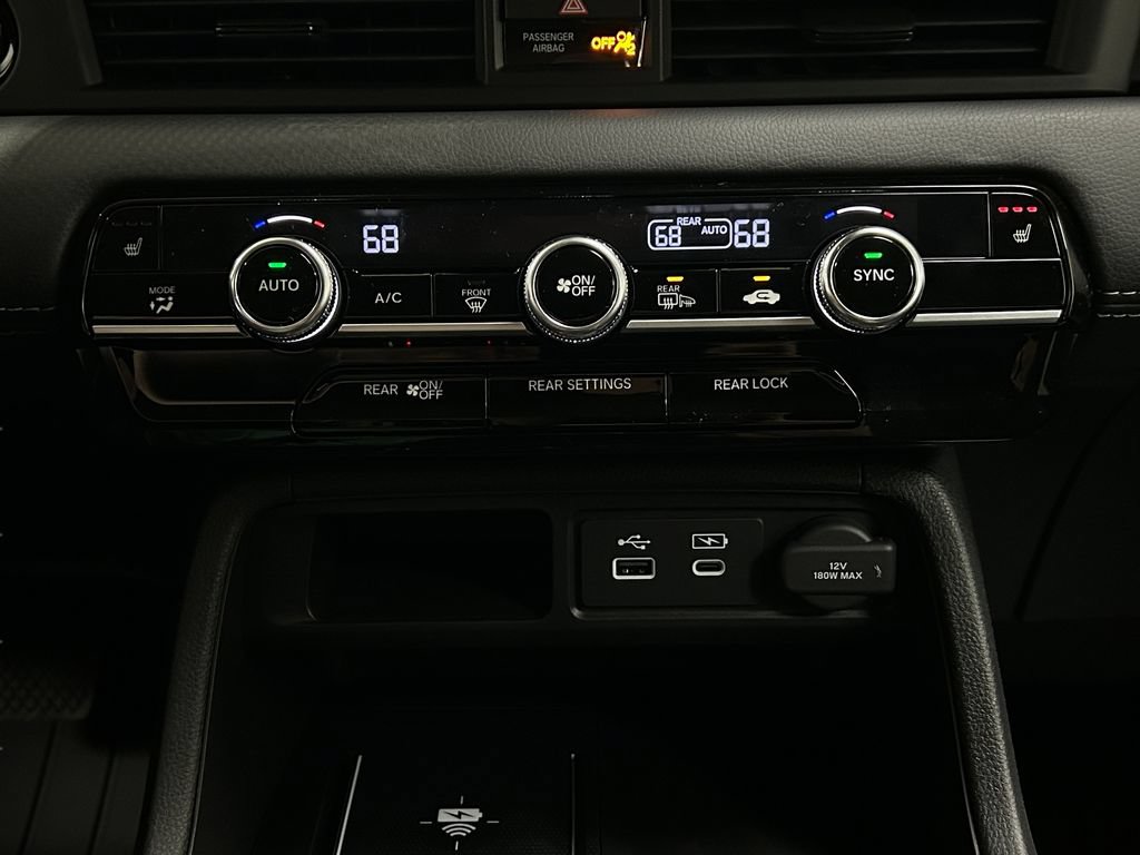 Used 2025 Honda Pilot Touring image 20