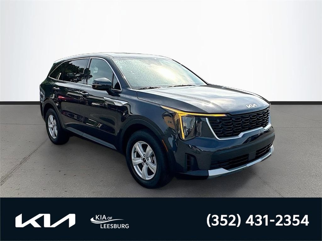 Certified 2025 Kia Sorento LX FWD video 1