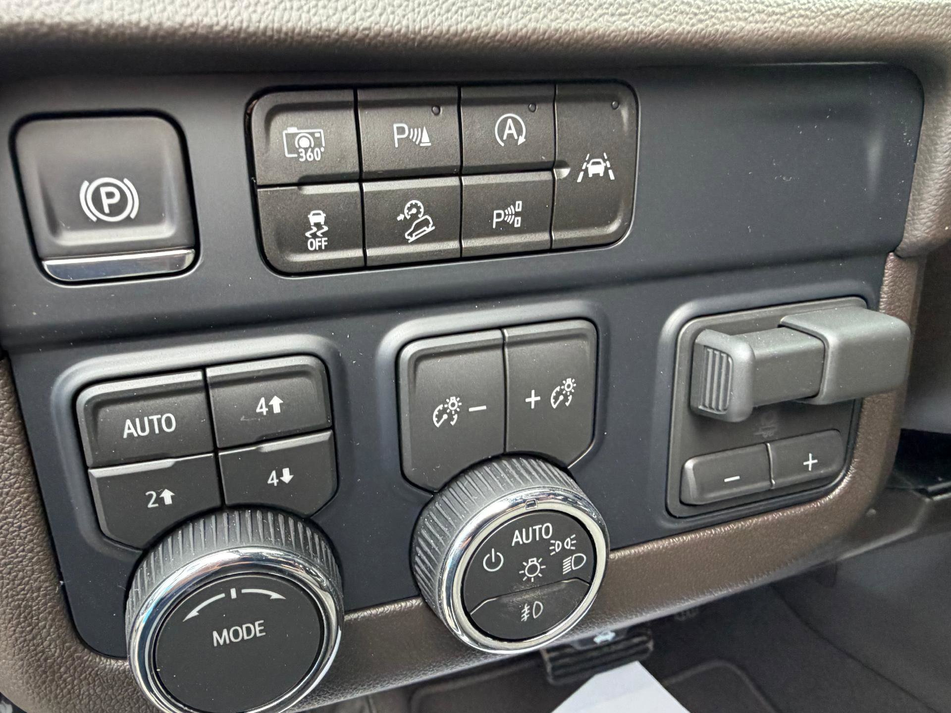 New 2026 Chevrolet Tahoe LT image 30