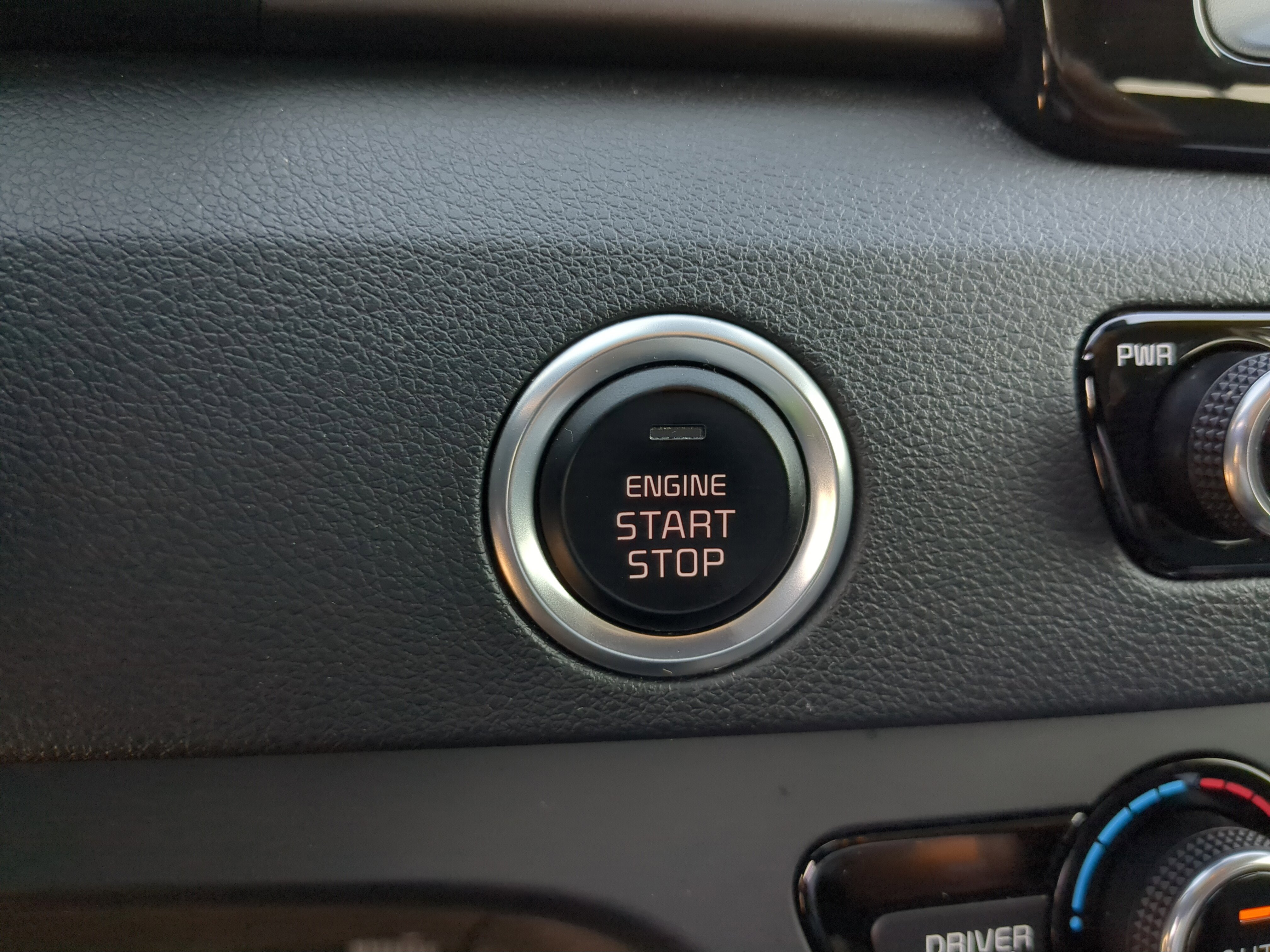 Certified 2019 Kia Niro LX image 29