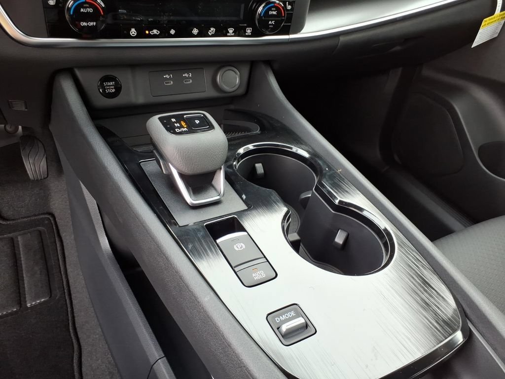 New 2026 Nissan Rogue Dark Armor FWD image 11