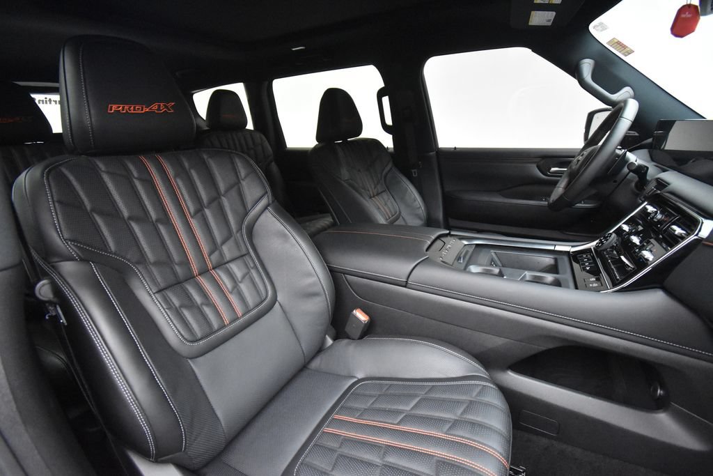 Used 2026 Nissan Armada PRO-4X AWD/4WD image 16