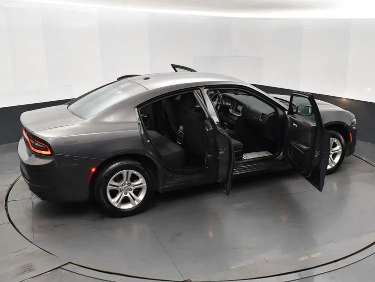 Used 2022 Dodge Charger SXT RWD image 6