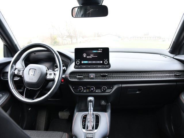 Used 2023 Honda HR-V Sport image 17