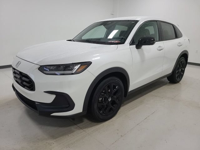 Used 2025 Honda HR-V Sport image 3