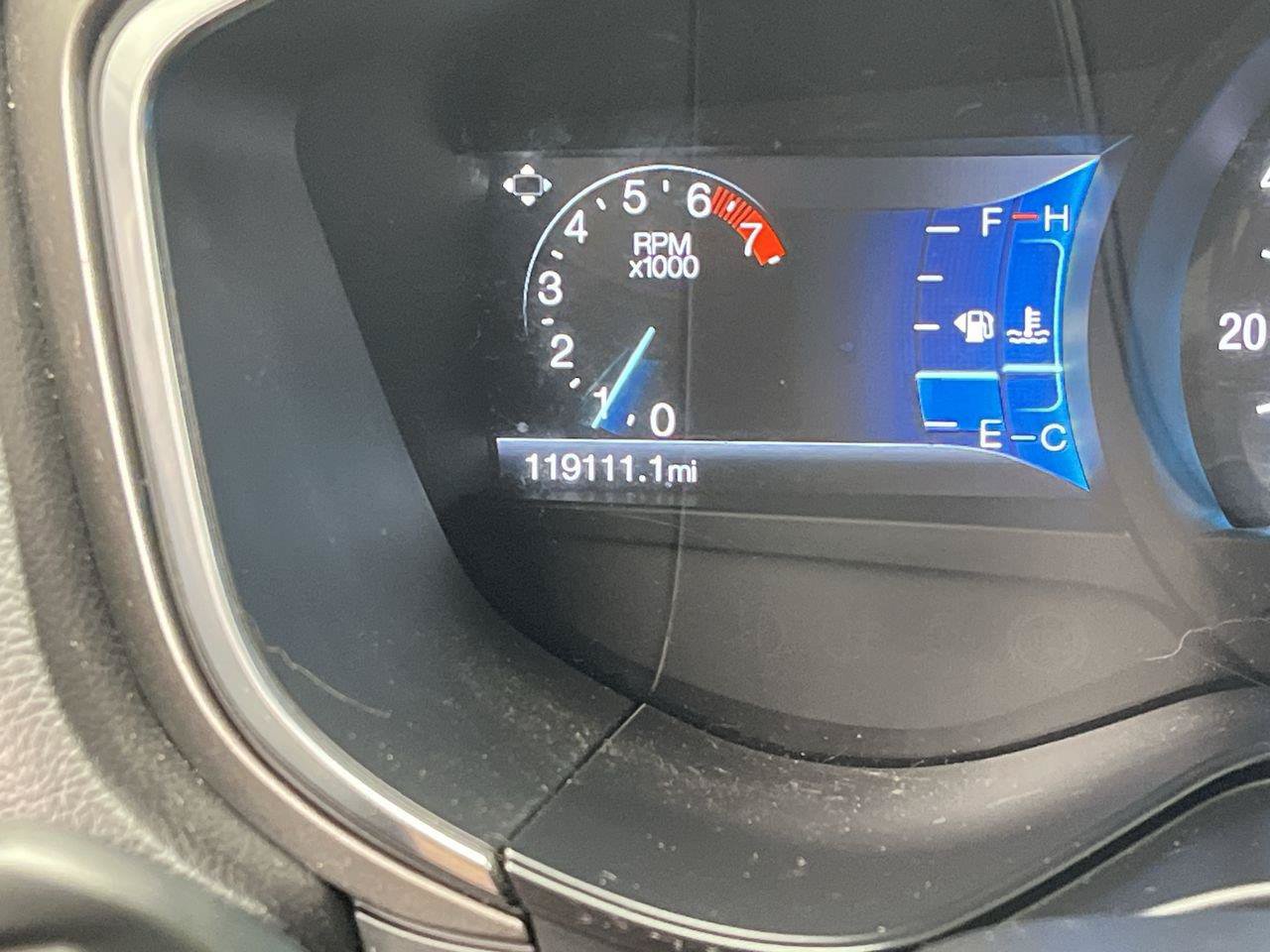 Used 2020 Ford Fusion SE AWD/4WD image 16