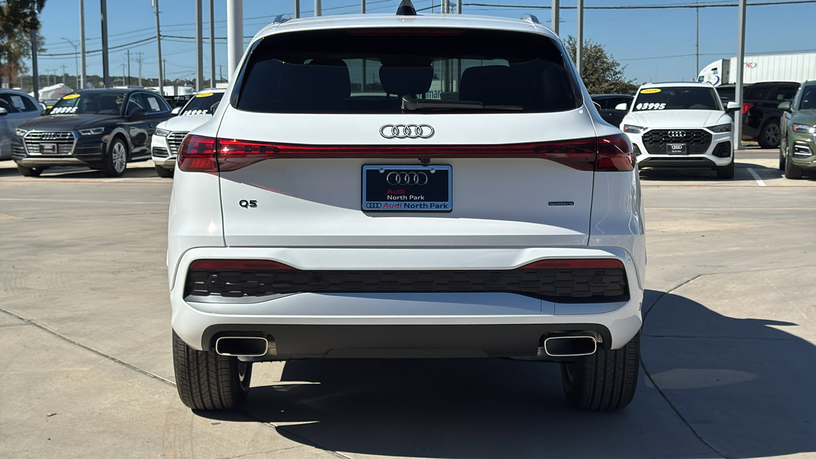 Used 2025 Audi Q5 Premium w/ Convenience Package AWD/4WD image 6