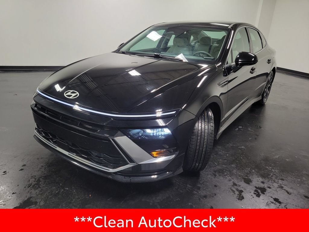 Used 2025 Hyundai Sonata SEL FWD image 4