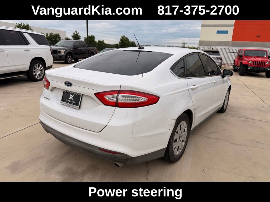 Used 2014 Ford Fusion S FWD image 4