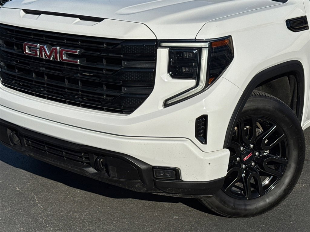 Used 2022 GMC Sierra 1500 Elevation image 3