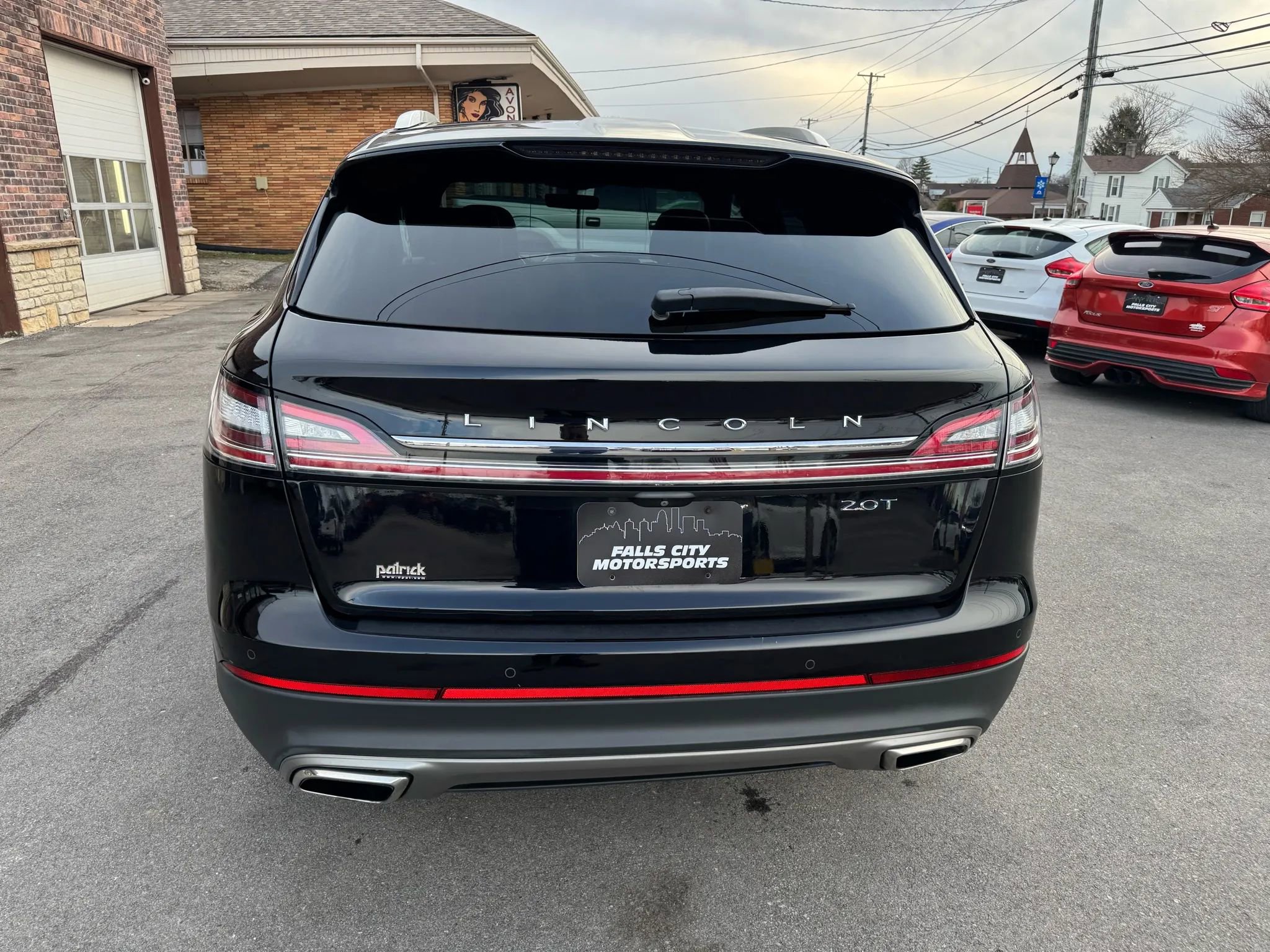 Used 2019 Lincoln Nautilus Reserve image 13