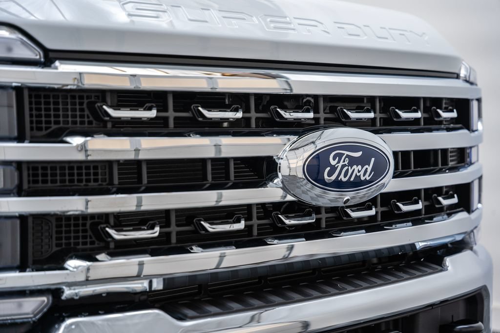 New 2026 Ford F250 XLT w/ XLT Premium Package AWD/4WD image 12