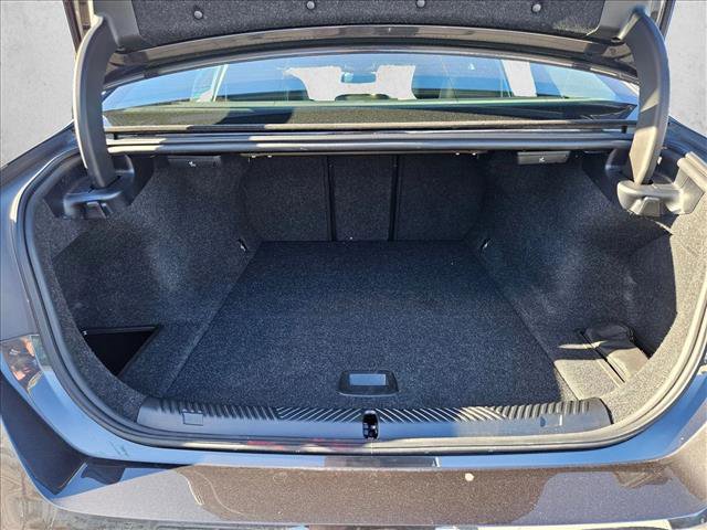 Certified 2025 BMW i5 xDrive40 w/ Executive Package image 7