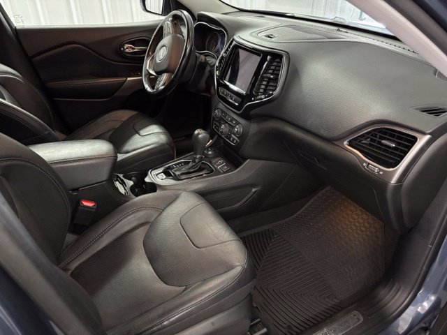 Used 2021 Jeep Cherokee Limited AWD/4WD image 28