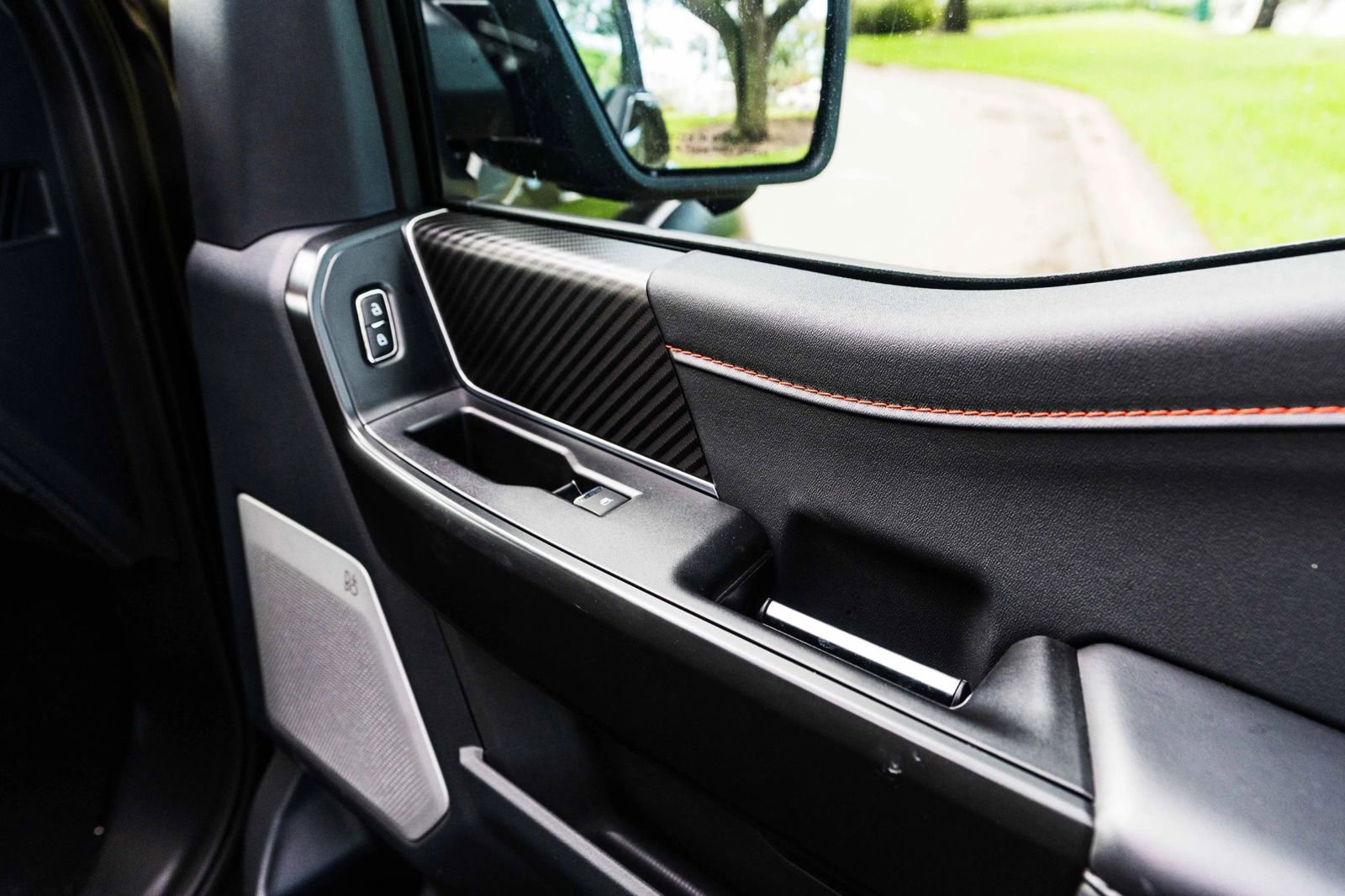 Used 2025 Ford F150 Raptor AWD/4WD image 27