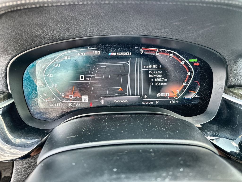 Used 2023 BMW M550i xDrive w/ Executive Package image 30