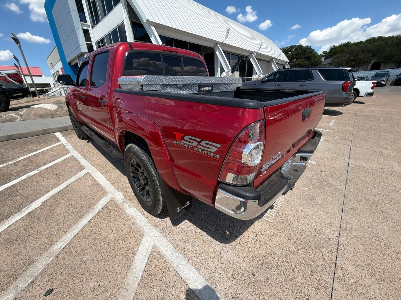 Used 2015 Toyota Tacoma 4x4 Double Cab w/ SR5 Package image 4