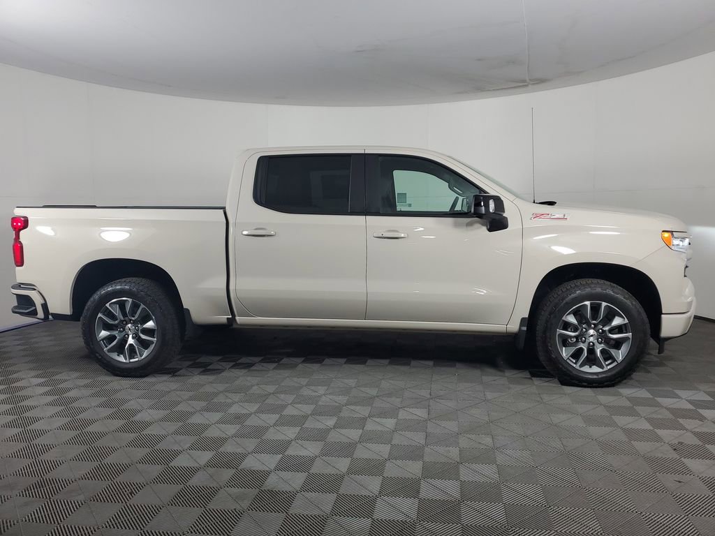 New 2026 Chevrolet Silverado 1500 RST w/ RST All Star Premium Package AWD/4WD image 3