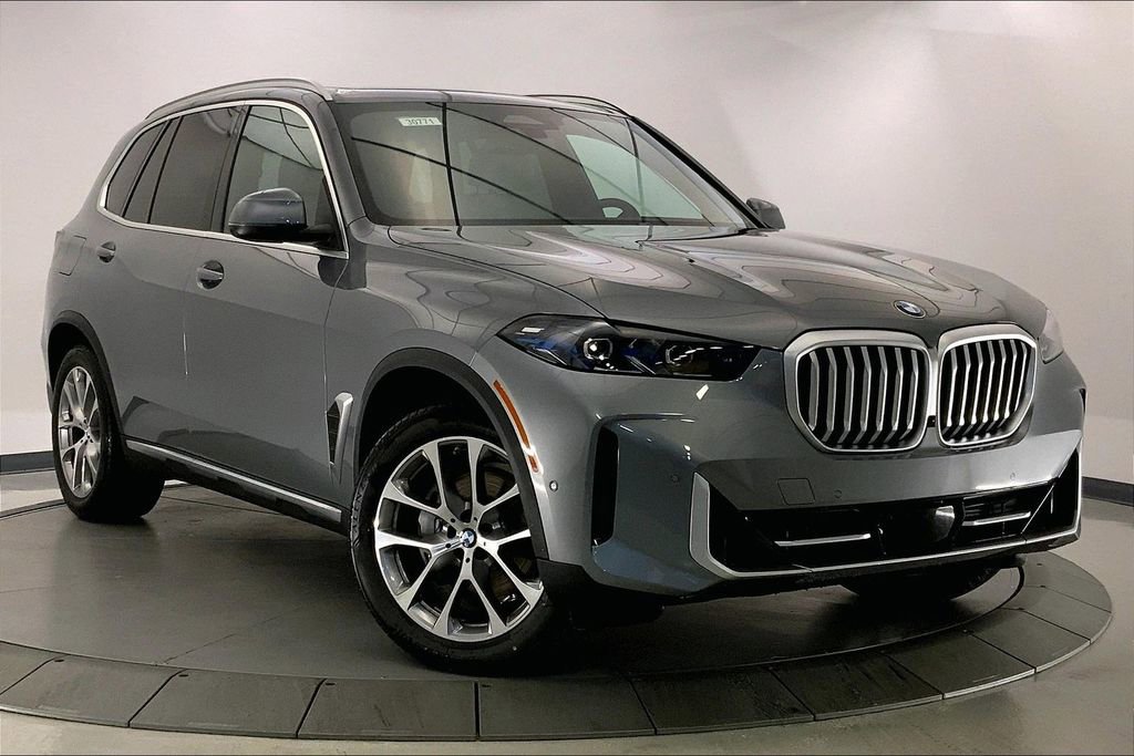 New 2026 BMW X5 xDrive40i w/ Premium Package image 11