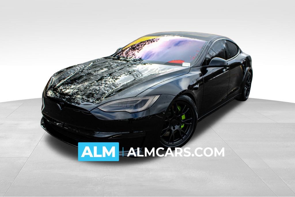 Used 2021 Tesla Model S Plaid image 1