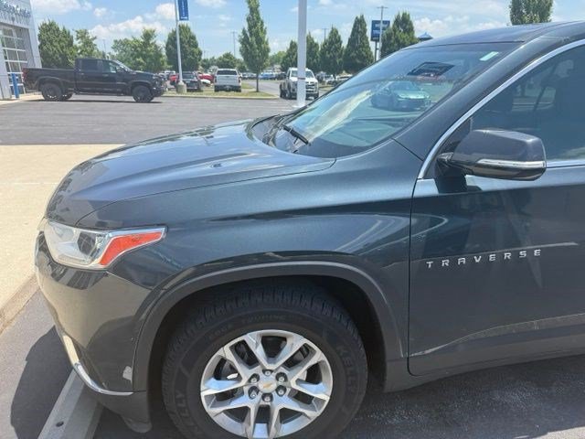Used 2018 Chevrolet Traverse LT FWD image 5