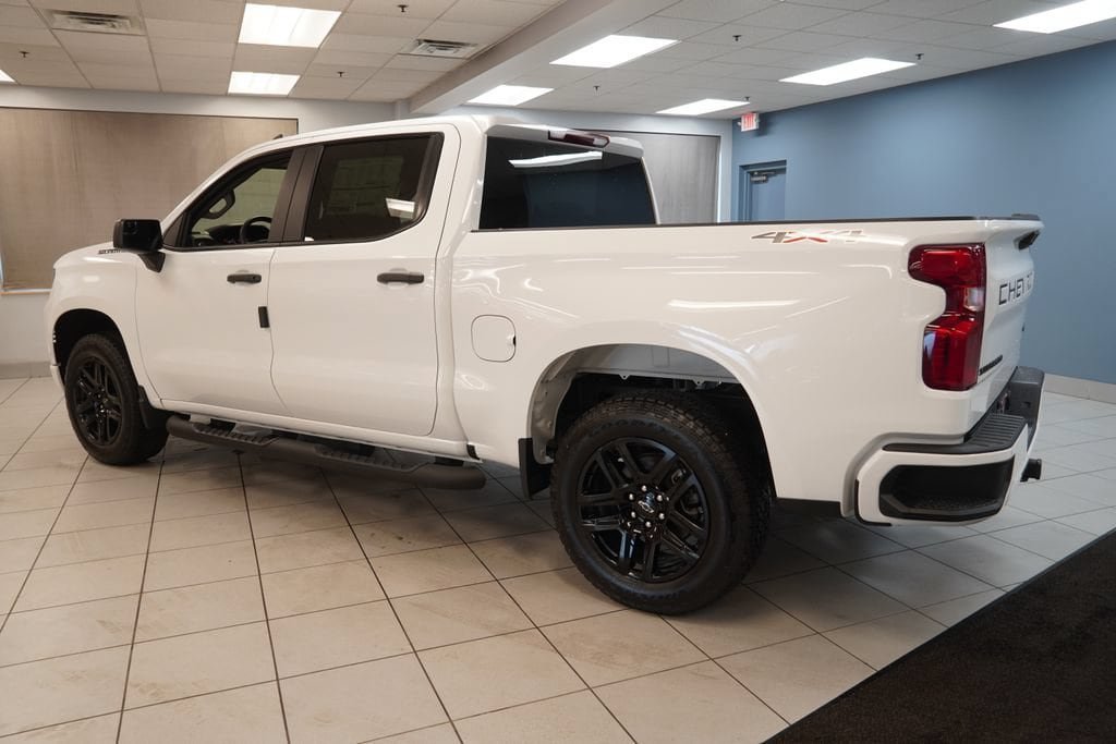 New 2026 Chevrolet Silverado 1500 Custom w/ Turbomax Blackout Package AWD/4WD image 6
