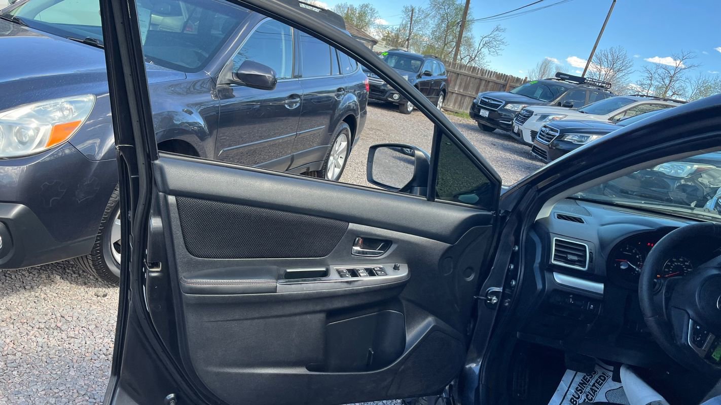 Used 2017 Subaru Crosstrek 2.0i Premium w/ Moonroof Package image 10