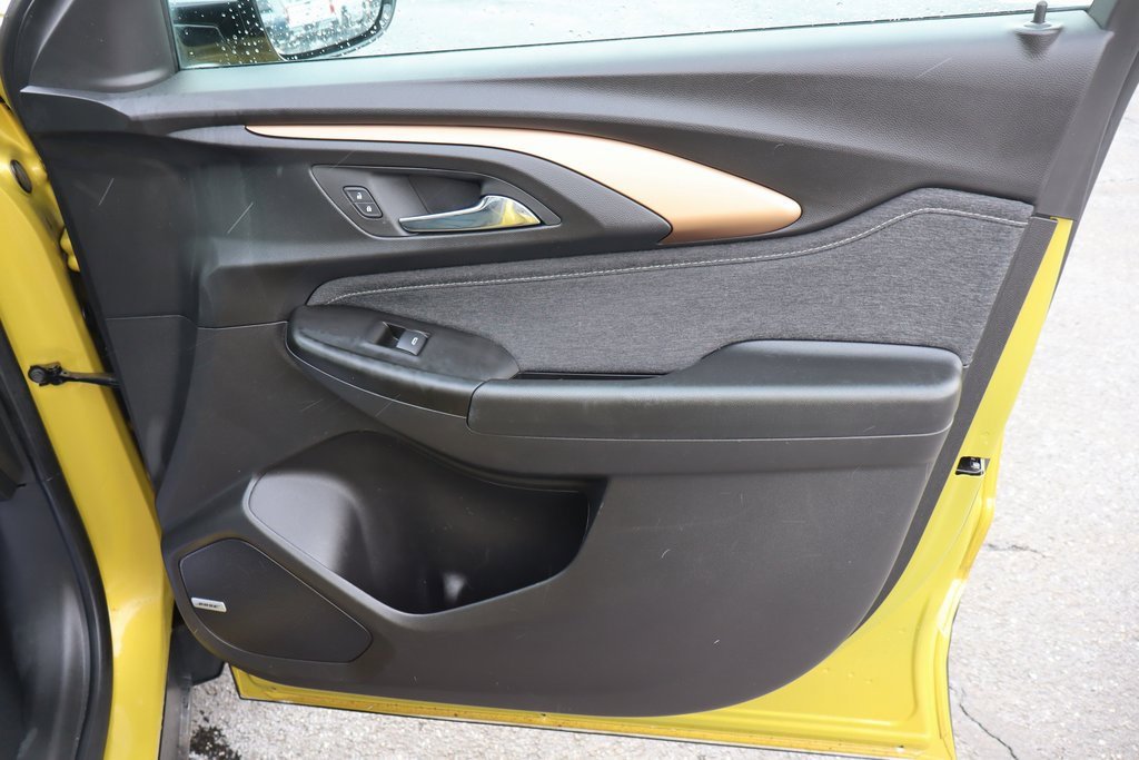 Used 2023 Chevrolet TrailBlazer ACTIV w/ Sun and Liftgate Package image 29