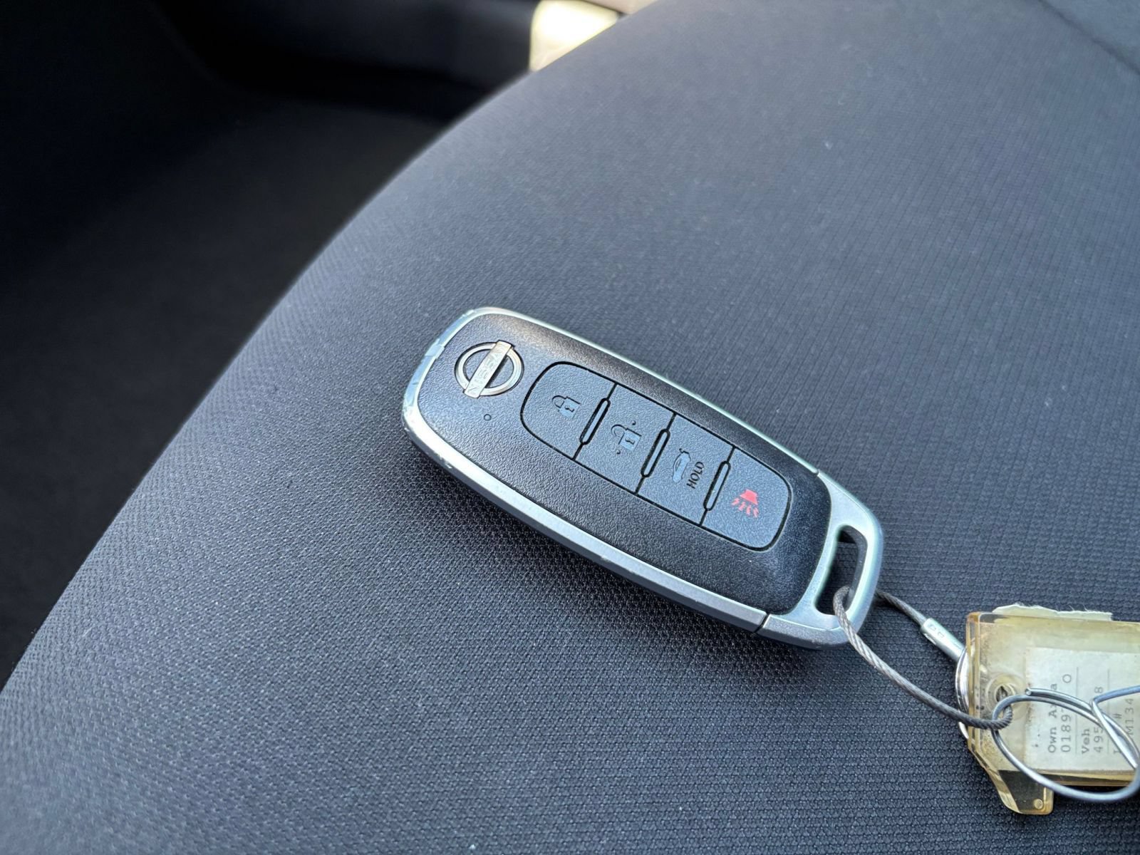Used 2025 Nissan Sentra SV FWD image 17