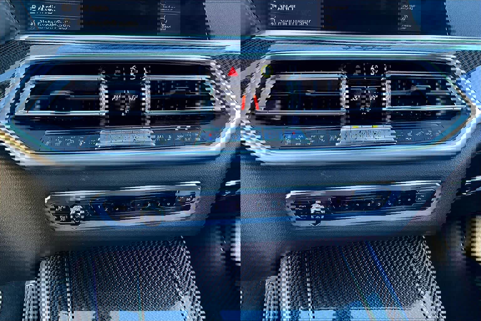 Used 2021 BMW X5 M50i w/ Executive Package image 63