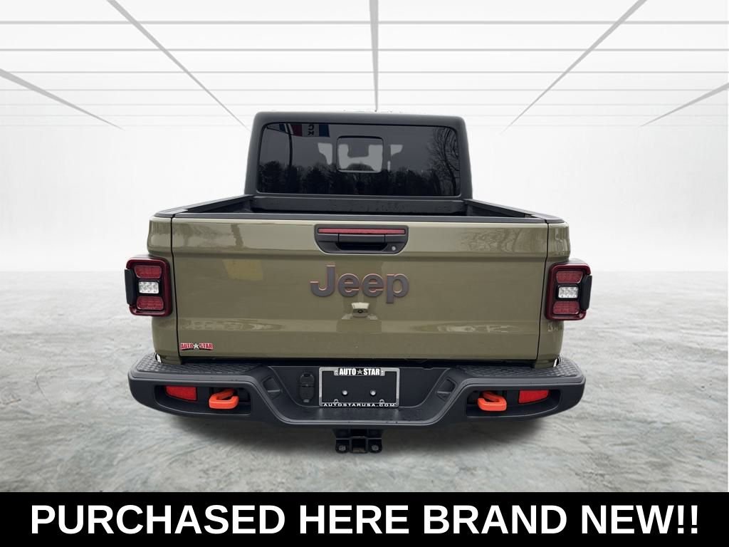 Used 2025 Jeep Gladiator Mojave w/ Convenience Group image 6