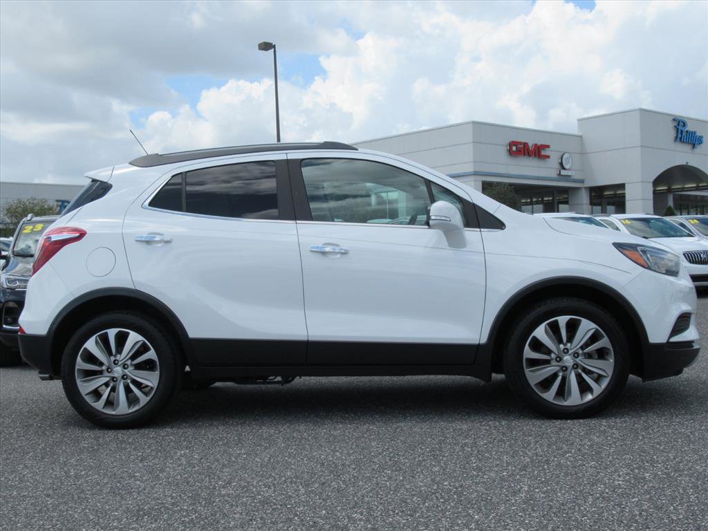 Used 2017 Buick Encore Preferred image 2